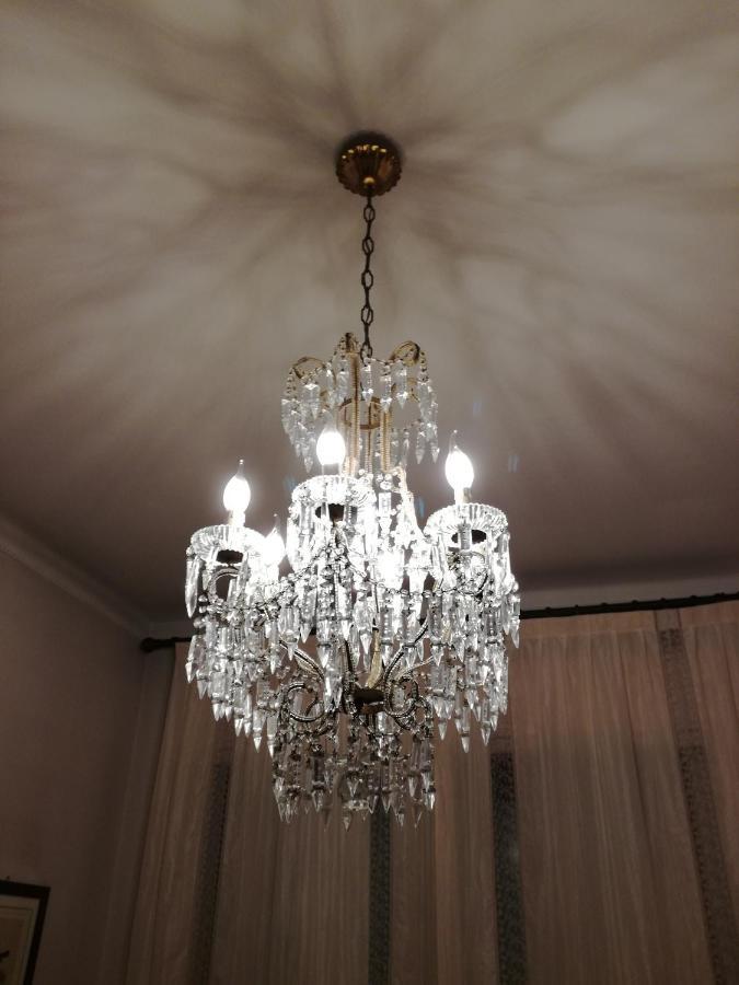 Tres Chic Bed & Breakfast Чивитанова Марке Екстериор снимка